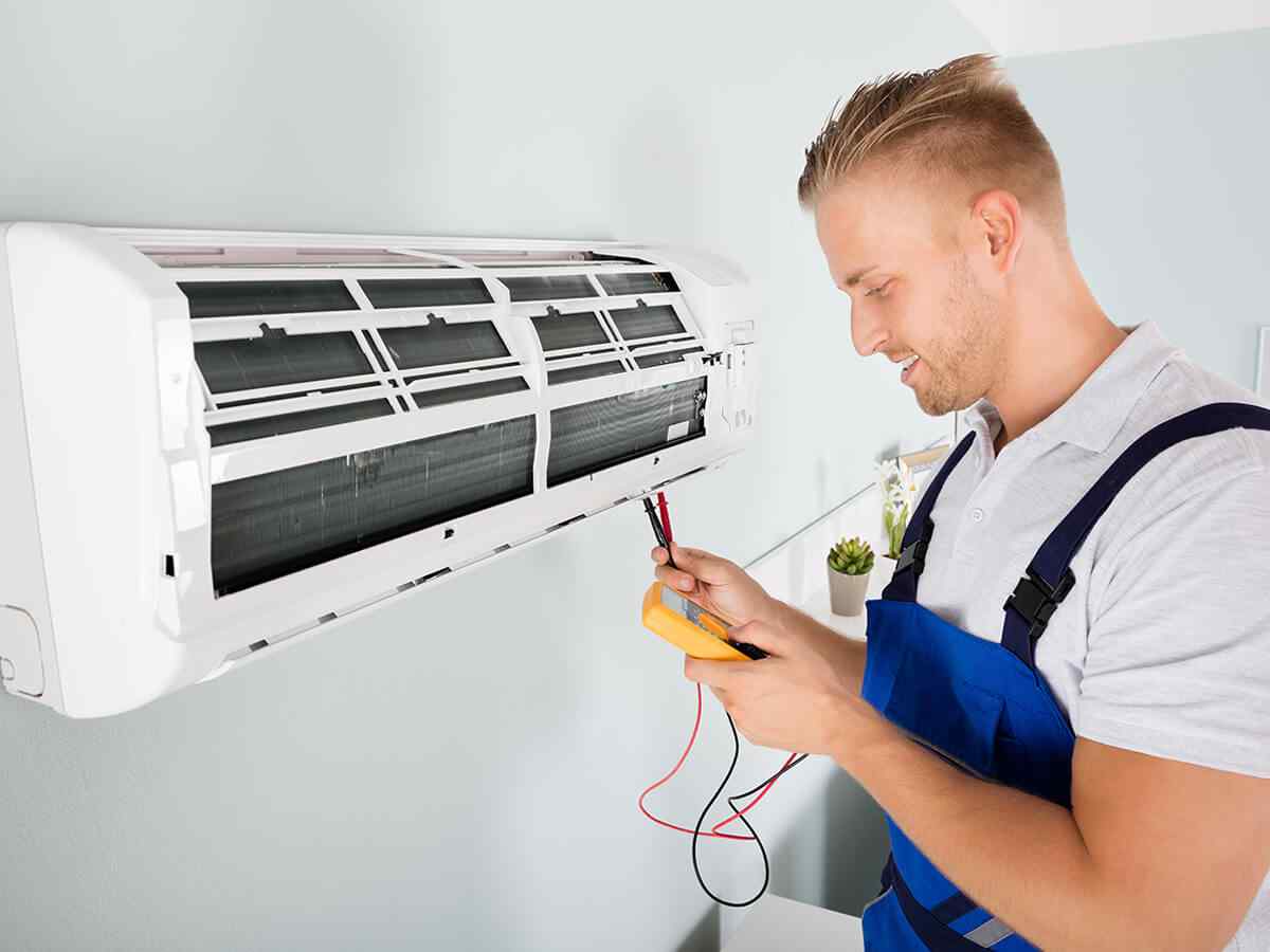 https://airconditioner-services.com.au/wp-content/uploads/2018/10/inner_service_03.jpg
